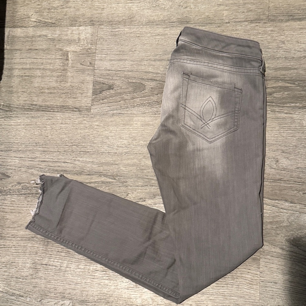 Ever brand - made in USA Gray low waisted Skinny Jeans